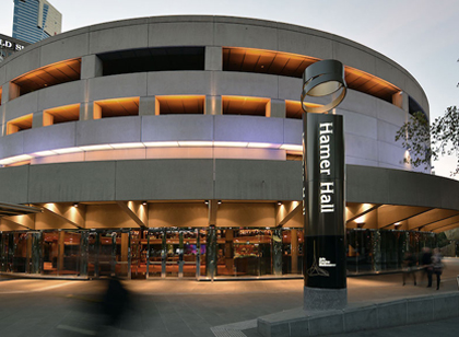 產(chǎn)業(yè)園區(qū)標(biāo)識設(shè)計 創(chuàng)意空間的人性化表達(dá)