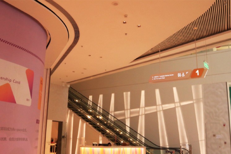 標(biāo)識設(shè)計中，購物中心如何打造多元化的漫步空間？